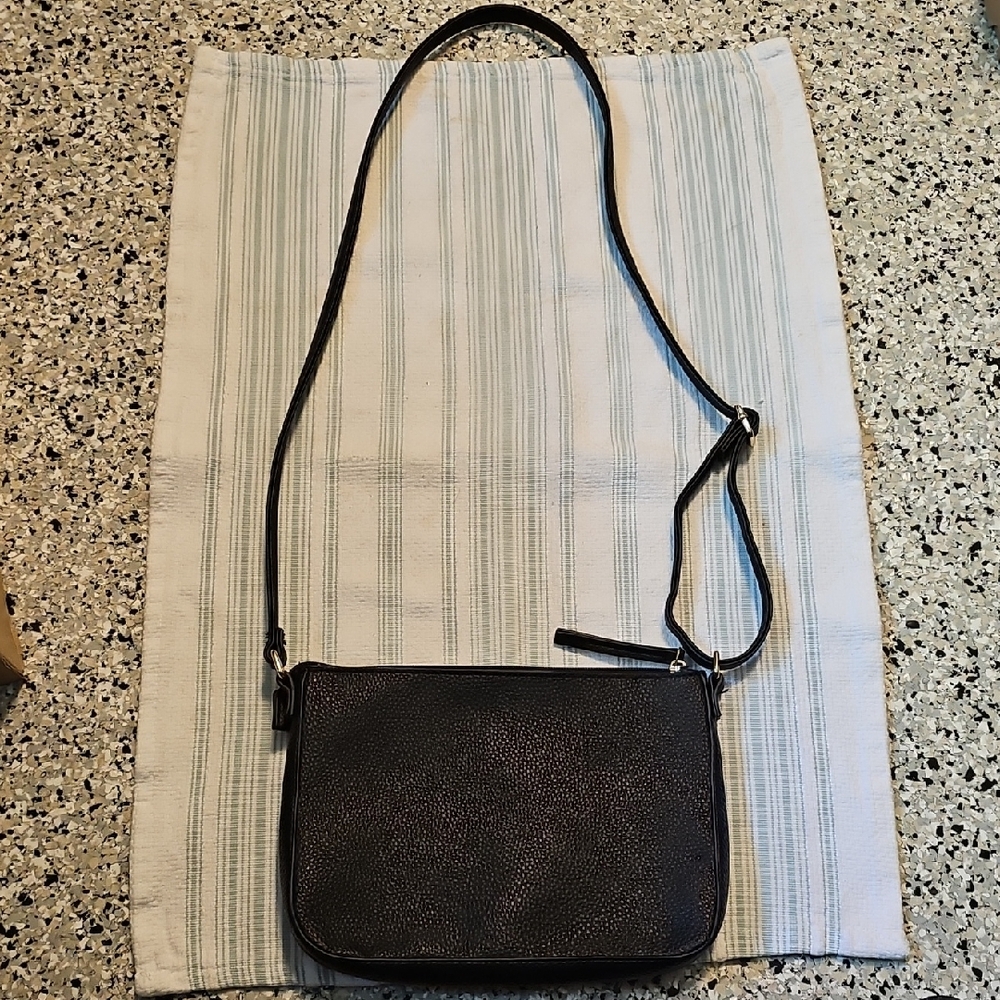 Elegant Black Crossbody Bag